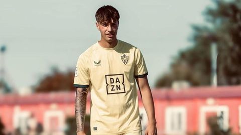 Iker Navarro, con el UD Almer�a