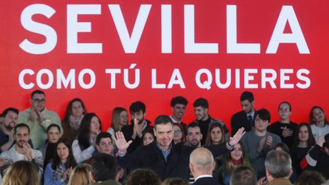 El presidente del Gobierno, Pedro Sánchez, durante el acto de precampaña en apoyo al actual alcalde de Sevilla, Antonio Múñoz