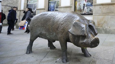 Statue of the Pig of Lalín.