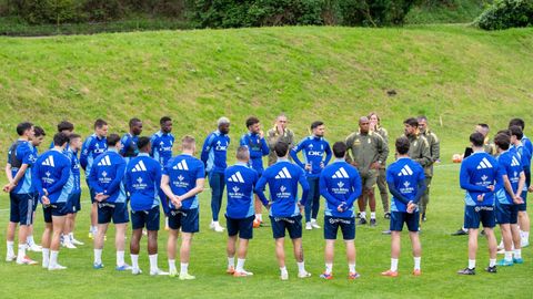 Los jugadores del Oviedo, en El Requexón