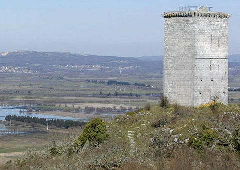 La torre de A Pena de Xinzo data del siglo XII. 