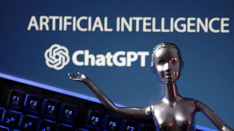 El logo de ChatGPT, uno de los sistemas mencionados por el texto.