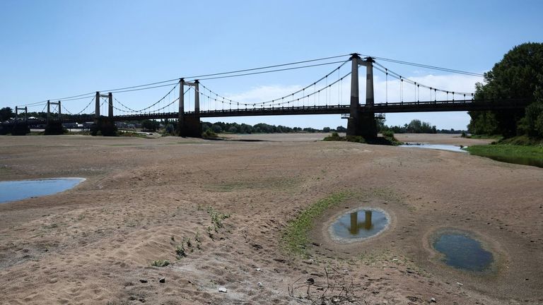 El bloqueo anticiclónico y las sucesivas olas de calor agravan la sequía en Europa