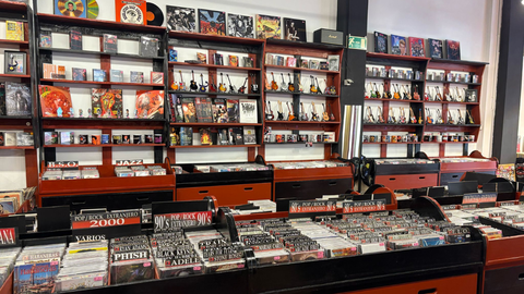 Nueva tienda de La Bomba Rcord en Gijn