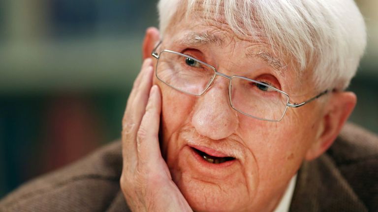 Muere el filósofo alemán Jürgen Habermas a los 96 años de edad