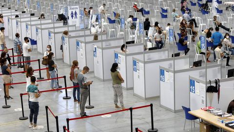 Jornada abierta a la vacunación sin cita el sábado en Vigo