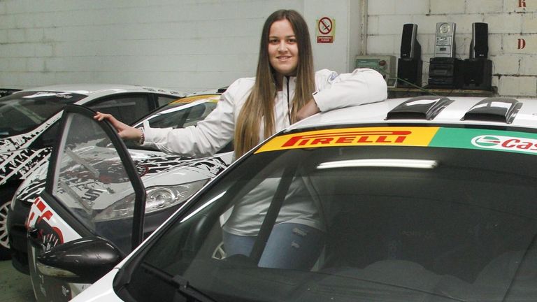 Barbara Gómez, Una Mujer Valiente Que Llevaba El Deporte Del Motor En ...