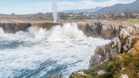 Bufones de Pr�a, Llanes