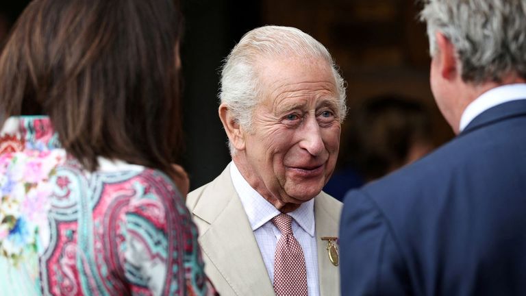 Preocupación por la salud de Carlos III: «Está realmente enfermo»