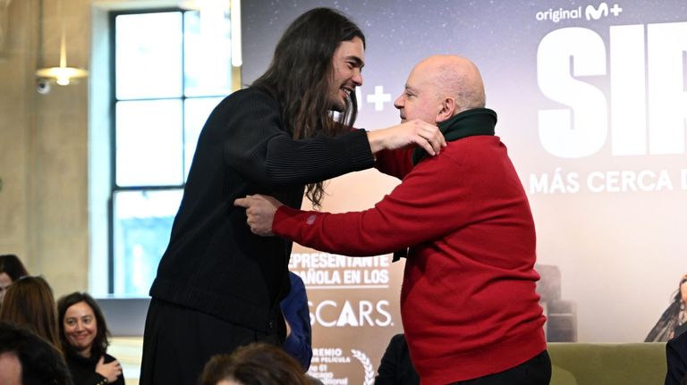 Oliver Laxe, tras la doble nominación al Oscar de «Sirât»: «Es una película que no hace prisioneros, terapia de choque»