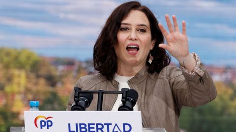 La candidata del PP, Isabel Díaz Ayuso, este sábado, en un mitin en Pozuelo