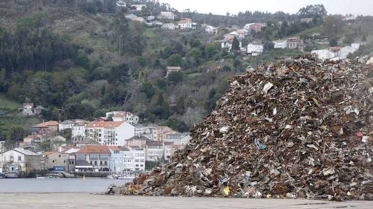 <span lang="gl">O chatarreiro</span>