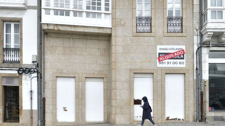 Bajo donde se instalara un centro de Crys Dyaz & Co, impulsado por Crys Dyaz, Ana Peleteiro y Lucas Vázquez.