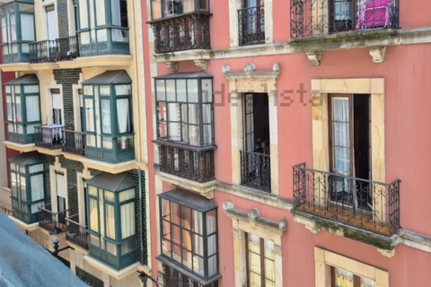 As� es el exterior del inmueble de reducidas dimensiones que se vende en Gij�n