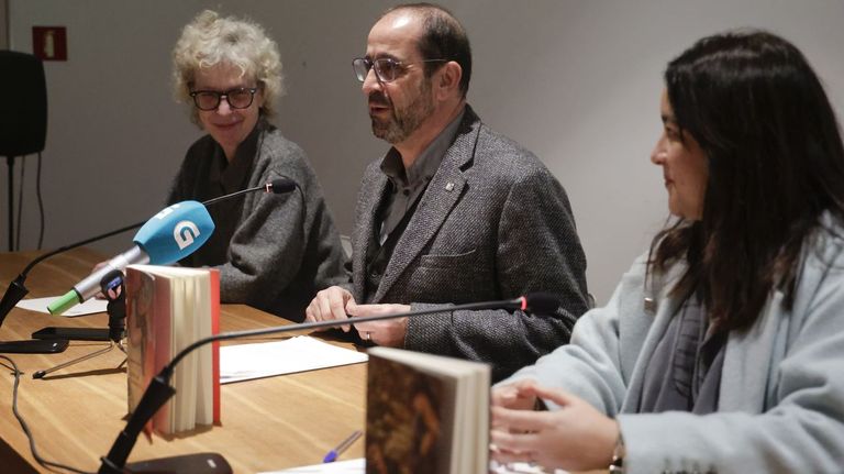 <span lang="gl">A RAG presenta a programación das Letras Galegas de Begoña Caamaño, unha muller «que reflexiona sobre as nosas tradicións en clave feminista»</span>