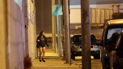 Prostituta ejerciendo en la calle