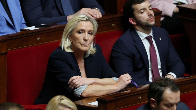 La líder de Agrupación Nacional, Marine Le Pen, en una sesión de la Asamblea Nacional este martes.