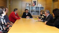  El consejero de Desarrollo Rural, Agroganader�a y Pesca, Alejandro Calvo, con los representantes de los sindicatos agrarios ASAJA, COAG y UCA