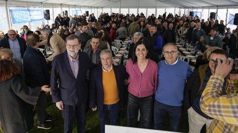 Mariano Rajoy, Luis Menor, Paula Prado, Argimiro Marnotes y Jos Gonzlez, este sbado en O Carballio