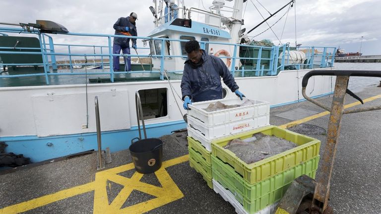 Mar elimina la edad mínima para hacer el curso de marinero, que se reduce a la mitad
