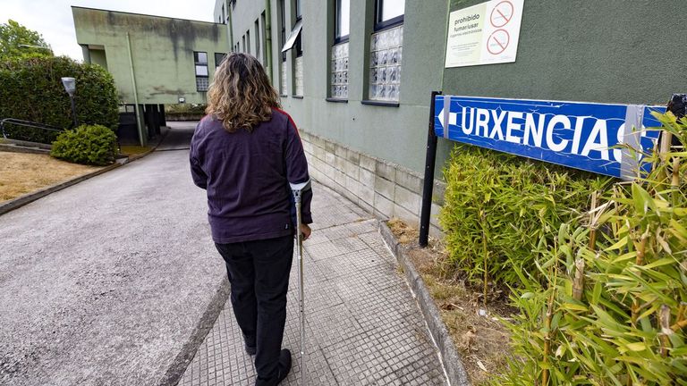 Más de la mitad de los convenios colectivos mejoran los salarios de los trabajadores que están de baja
