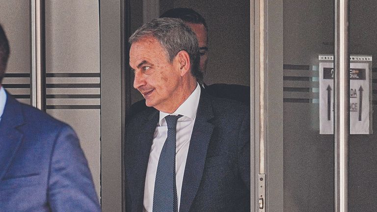 El juez avala ampliar la investigación a Zapatero por los 200.000 euros cobrados por una operación de Bolivia