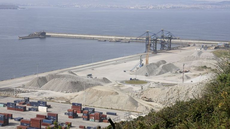 El sector energético lidera las nuevas inversiones industriales en Galicia