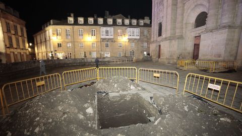 Excavaciones en el atrio de la Catedral de Lugo