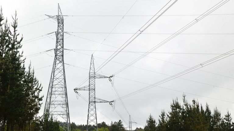 Bruselas propone acelerar interconexiones y quintuplicar los fondos europeos para redes