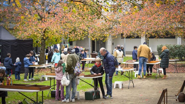 Cita con Segundo Premio, el mercado de segunda mano de Pontevedra