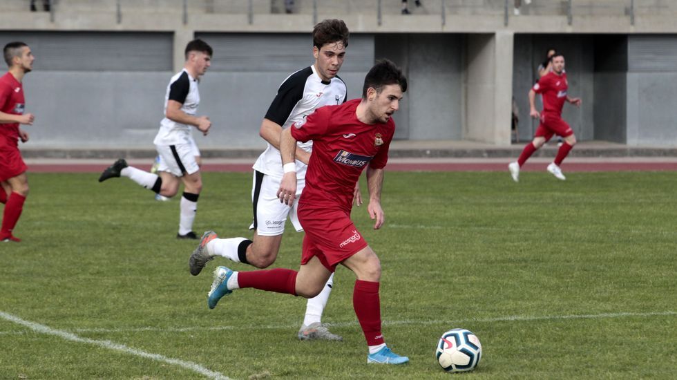 Despoblaci�n y demograf�a, uno de los retos de futuro en Galicia. En la imagen un vecino de Piornedo, Cervantes