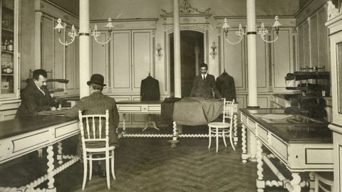 Interior de la sastrera de Francisco Rivera, 1911