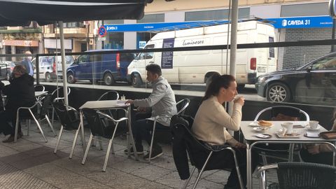 Clientes en las terrazas, en Oviedo