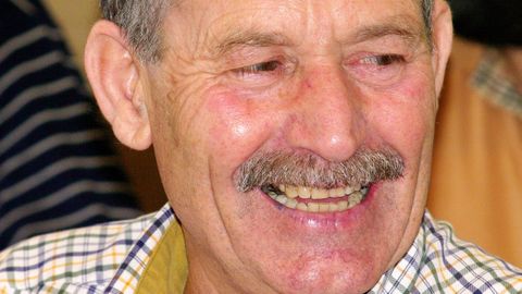 El tenor, extrabajador del sector naval y deportista veterano Manuel Bardancas falleci a los 71 aos de edad