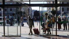 Imagen de la llegada de pasajeros en la estacin de tren de Ourense