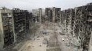 Imagen captada por un dron de un conjunto de edificios residenciales arrasados por las bombas rusas en Mariúpol
