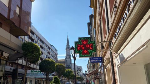 Un termmetro marca 25 grados en Oviedo