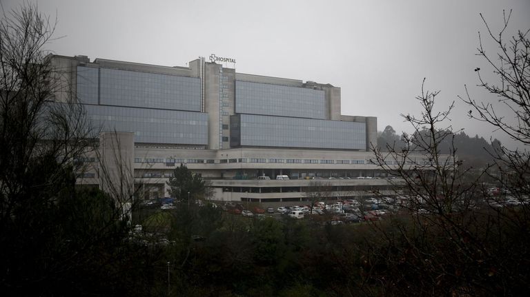 Vota y opina: ¿Te parece bien que la Xunta financie la presencia de capellanes en los hospitales?