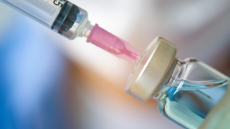 El tratamiento se aplica mediante una inyecci�n intramuscular y se prolonga durante seis u ocho semanas.