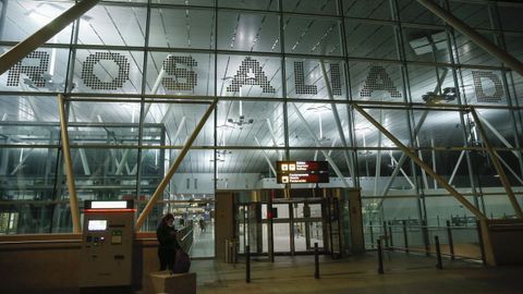 En una imagen de archivo, el aeropuerto Rosalía de Castro de Lavacolla-Santiago