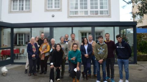 El pasado mircoles la familia estadounidense y gallega se pudo reencontrar en A Baa, que fue el escenario de una emotiva reunin intergeneracional 