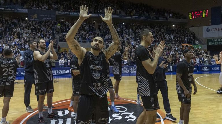 Cantabria, la primera de las dos finales de un sueño para el Obradoiro
