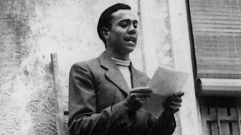 Una nueva biografía de Miguel Hernández saca a la luz una serie de cartas inéditas