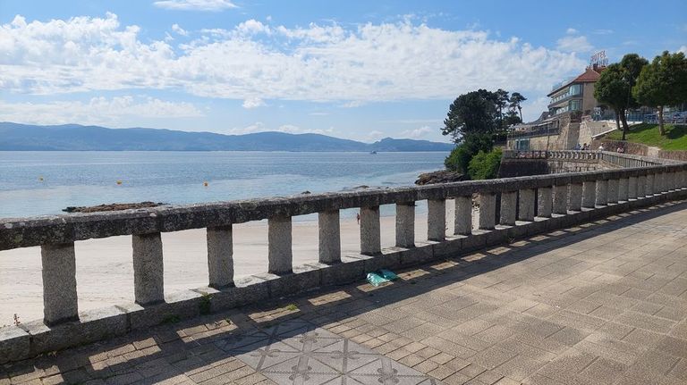 Telmo Martín en el pleno de Sanxenxo: «A varanda de Silgar non se vai cambiar, vaise adaptar e vai quedar ben»