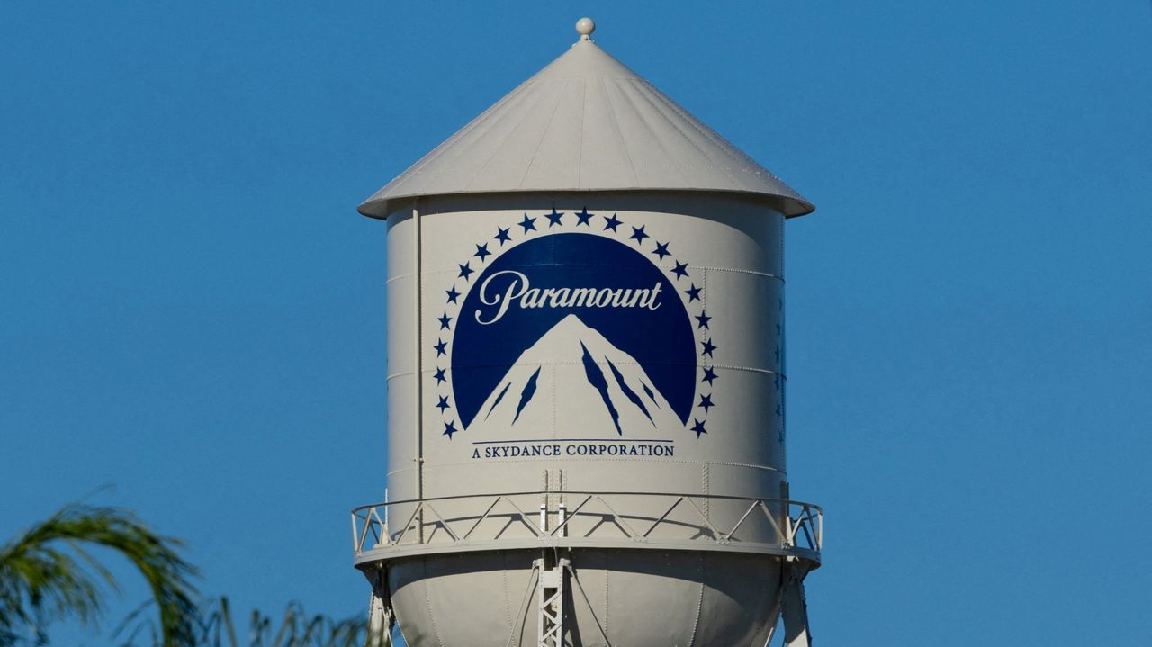 Torre de agua dentro de Paramount Studios en Hollywood.