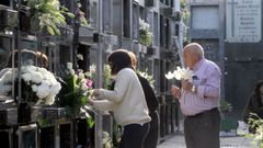 Los barbanzanos ponen a punto los cementerios de la comarca