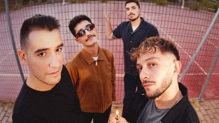 Miguel Espinoza, de Miniño: «Era necesario meter caña y olvidar las últimas tendencias del «indie», ya quemadas»