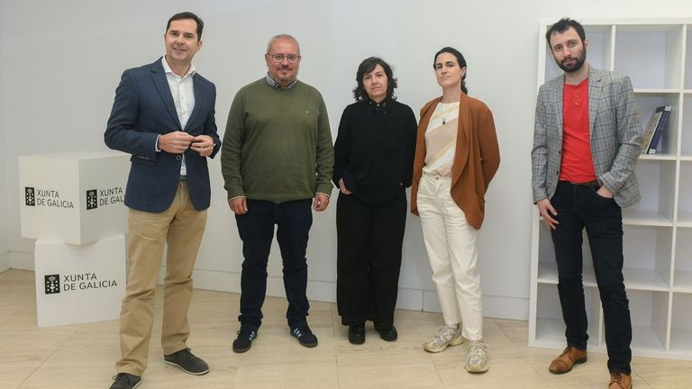 La nueva dirección se reunió con representantes de la Xunta