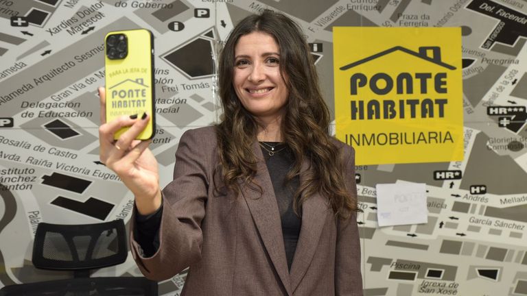 Los agentes inmobiliarios más «influencers» de Pontevedra: «Salir en los vídeos hace que nos entren pisos más bonitos y cuidados»