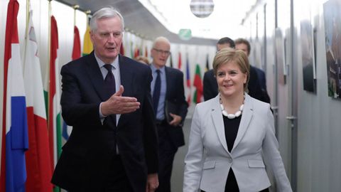 Barnier recibió a Nicola Sturgeon en el cuartel general de la Comisión Europea